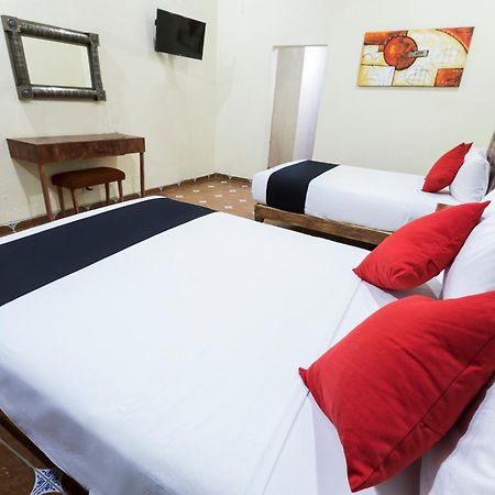 Hotel Hacienda Tonalmain, Central Nueva Тонала Номер фото
